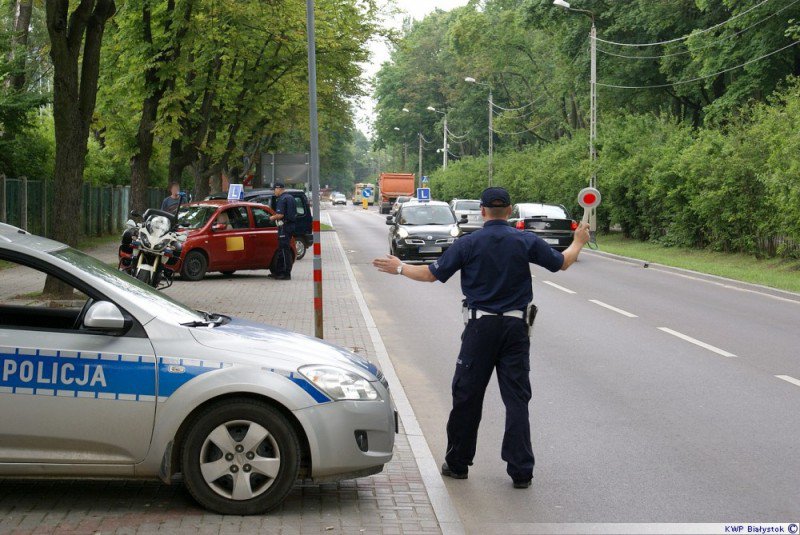 D Policja Analizuje Stan Bezpiecze Stwa Na Drogach Szko A Jazdy